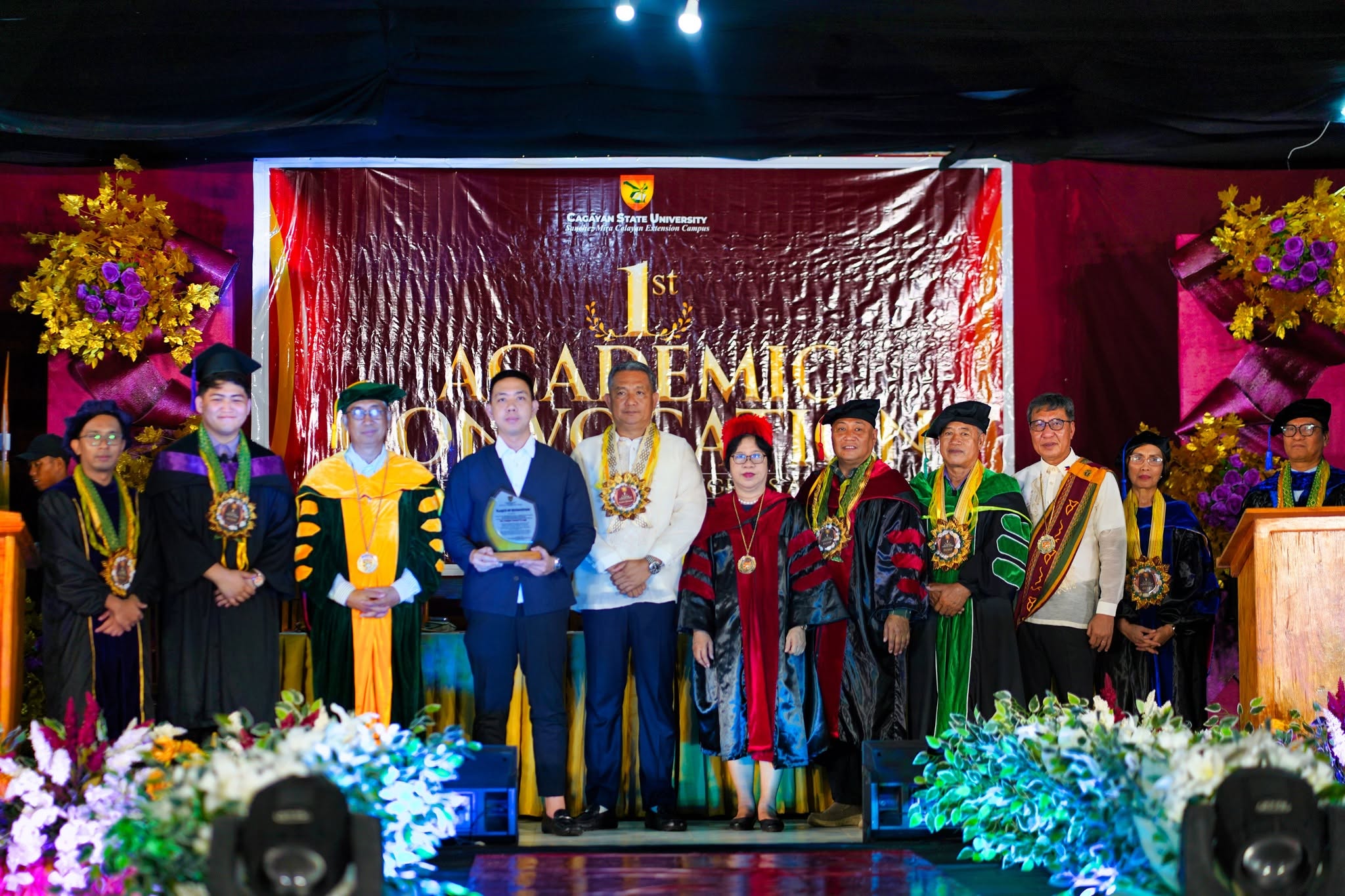 GRAD-AT-CALAYAN-PHOTOSET photo 28